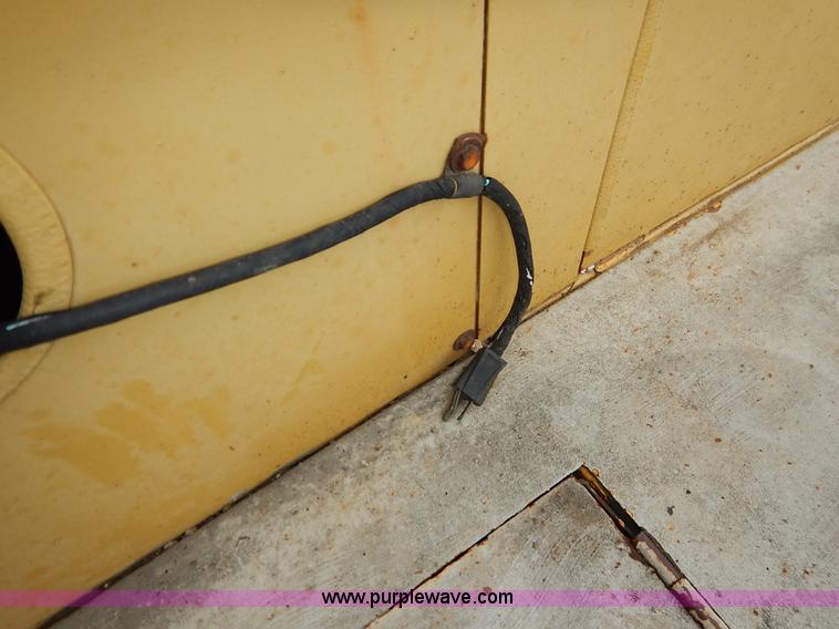 image for item K1627 1985 Gradall G3WD rubber tire excavator