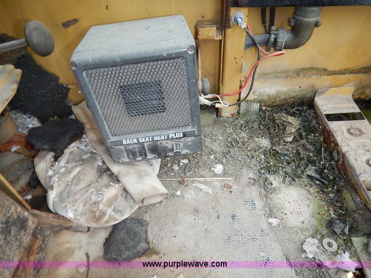 image for item K1627 1985 Gradall G3WD rubber tire excavator