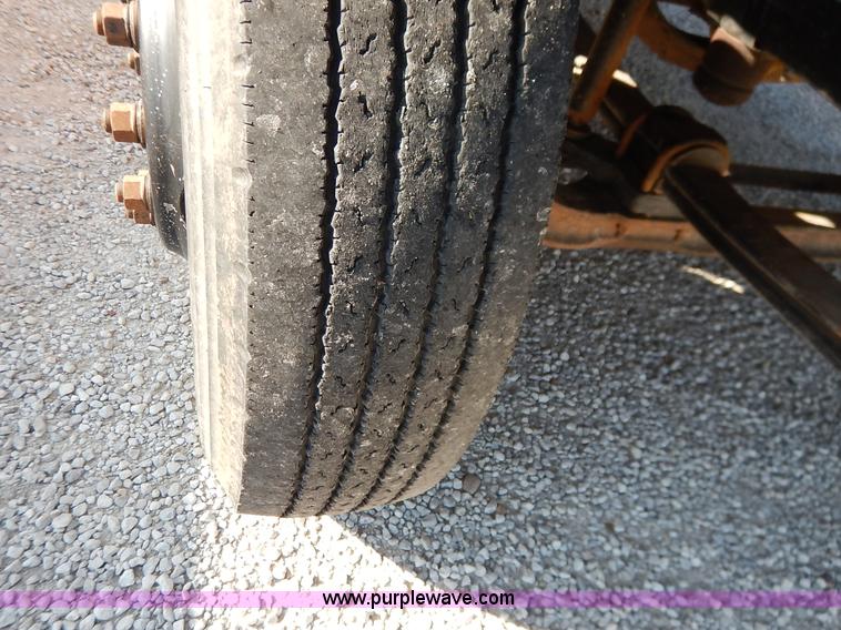 image for item K1633 1995 Chevrolet Blue Bird school bus