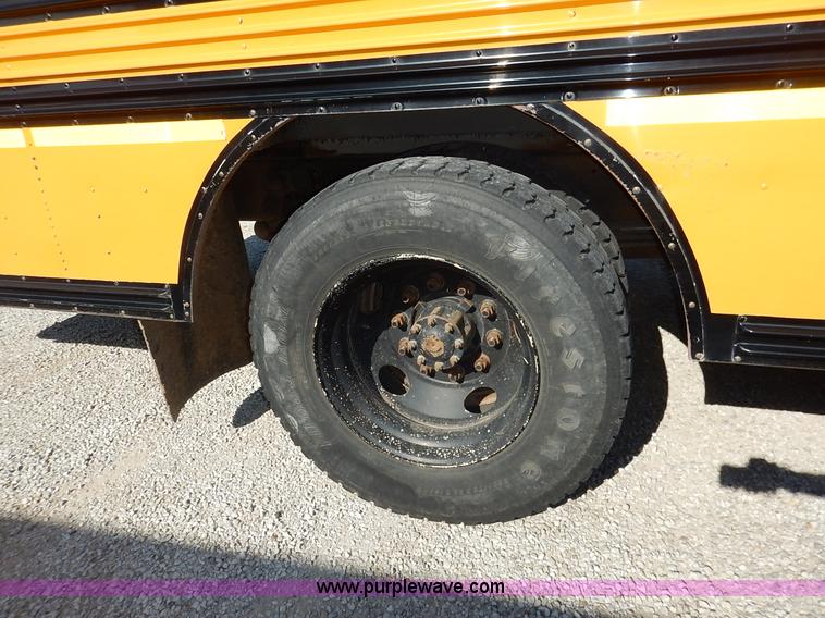 image for item K1633 1995 Chevrolet Blue Bird school bus