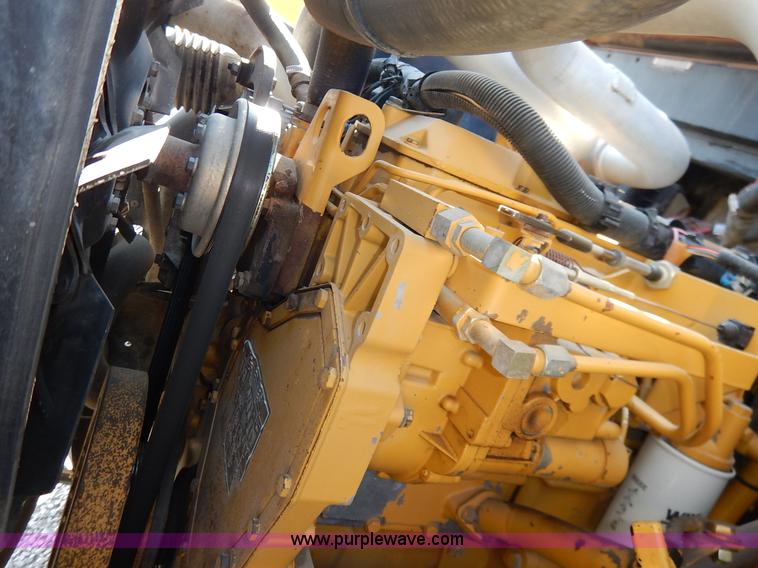 image for item K1633 1995 Chevrolet Blue Bird school bus