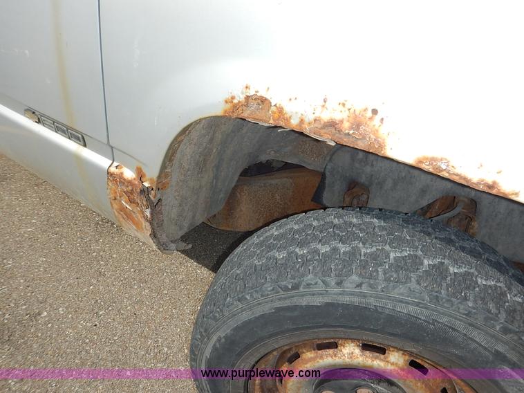 image for item K1637 1994 Chevrolet 1500 pickup truck