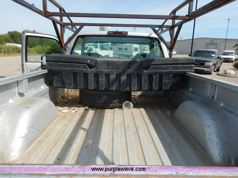 image for item K1637 1994 Chevrolet 1500 pickup truck