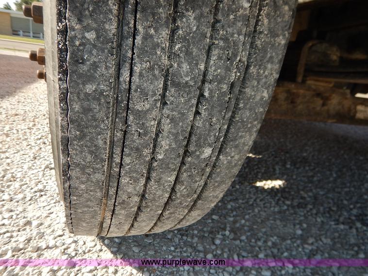 image for item K1644 2002 International school bus