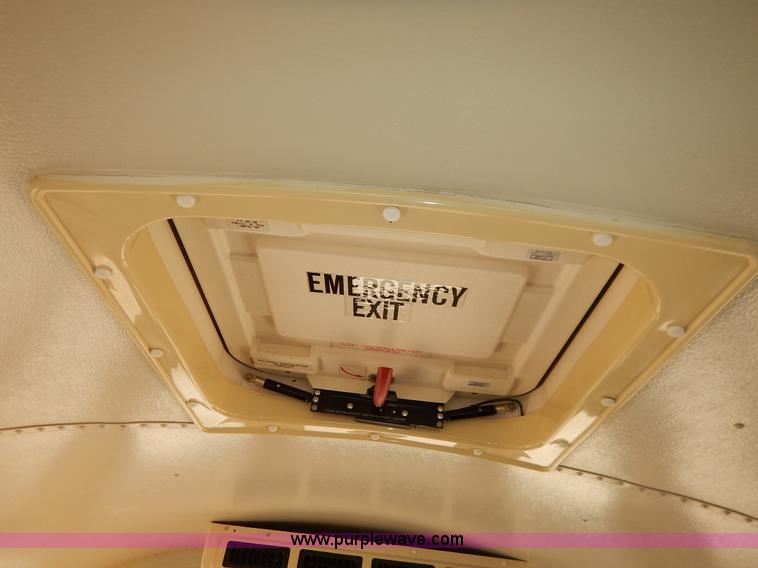 image for item K1644 2002 International school bus