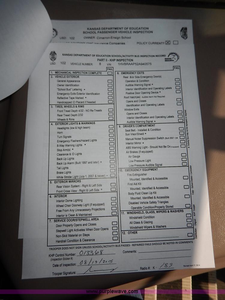 image for item K1644 2002 International school bus