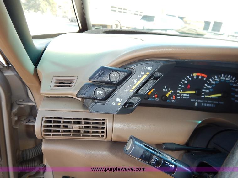 image for item K1646 1995 Oldsmobile Silhouette van