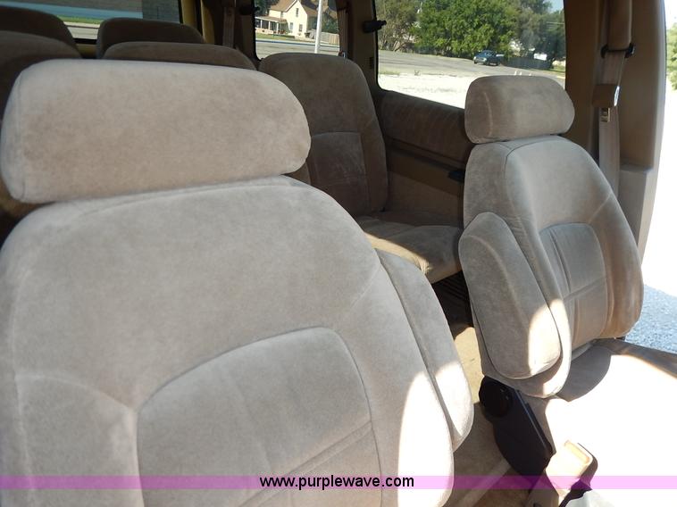 image for item K1646 1995 Oldsmobile Silhouette van