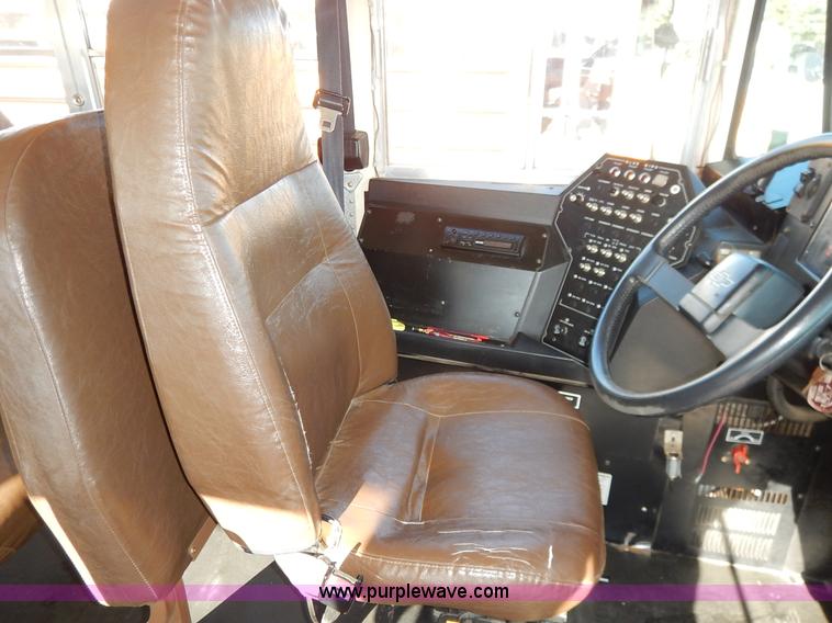 image for item K1651 1998 Chevrolet Blue Bird school bus