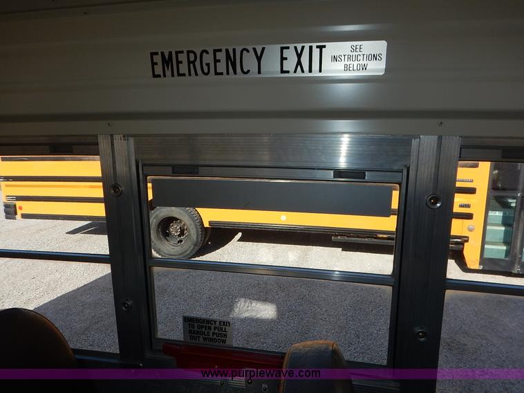 image for item K1651 1998 Chevrolet Blue Bird school bus