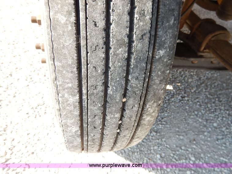 image for item K1651 1998 Chevrolet Blue Bird school bus