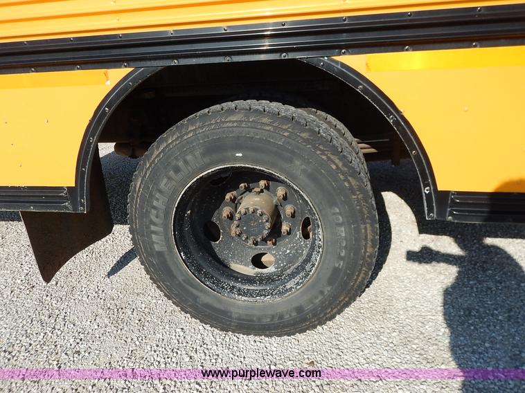 image for item K1651 1998 Chevrolet Blue Bird school bus