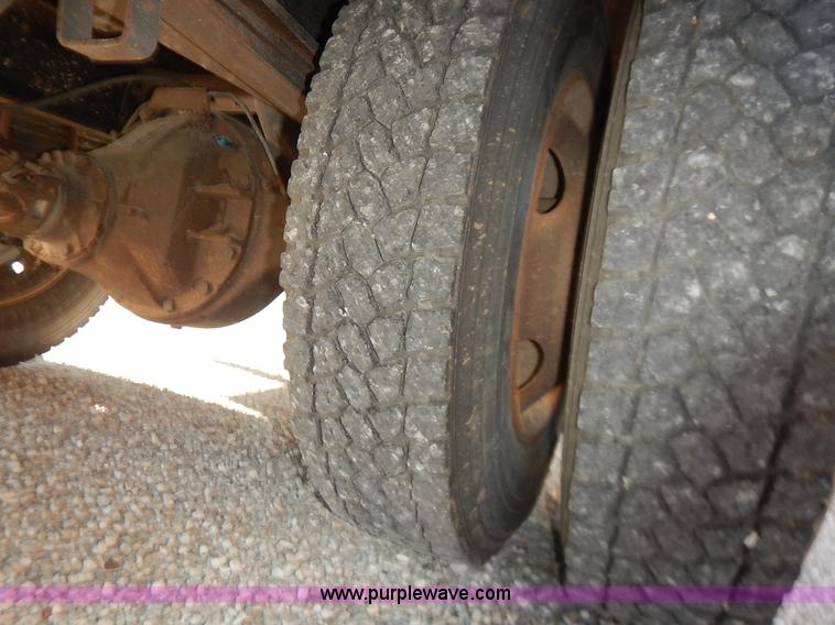 image for item K1651 1998 Chevrolet Blue Bird school bus