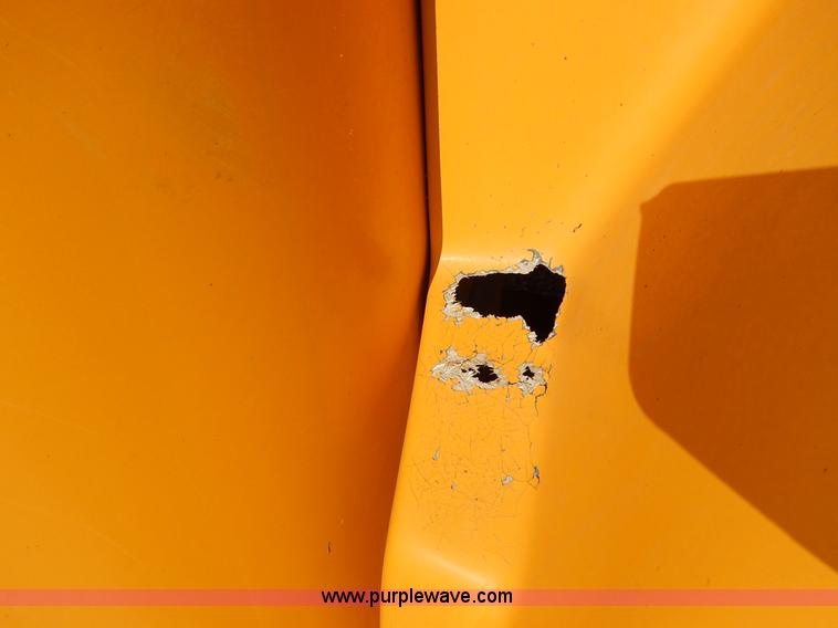 image for item K1651 1998 Chevrolet Blue Bird school bus