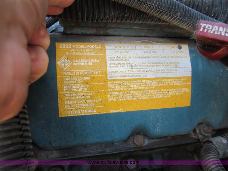 image for item K6250 2003 International 3800 school bus