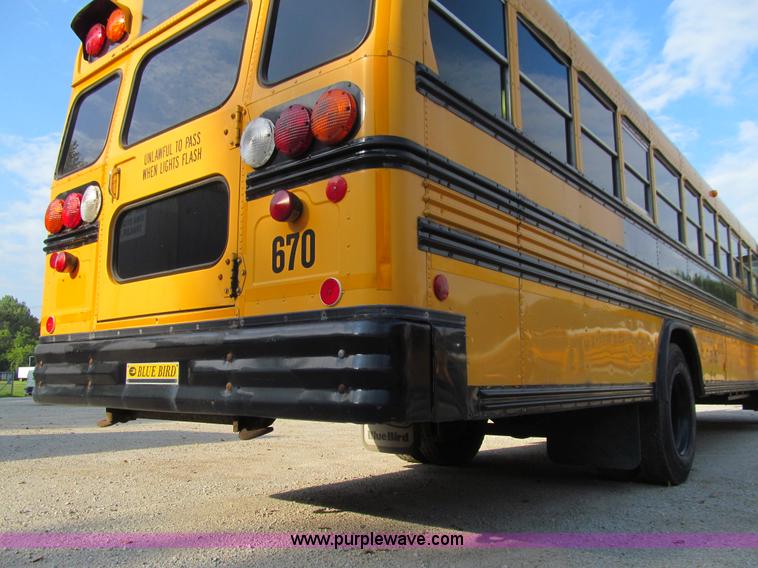 image for item K6251 2003 International 3800 school bus
