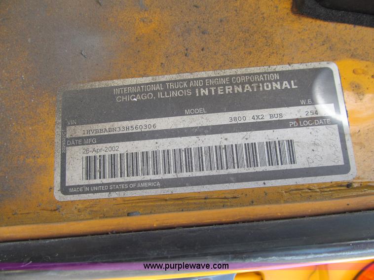 image for item K6251 2003 International 3800 school bus