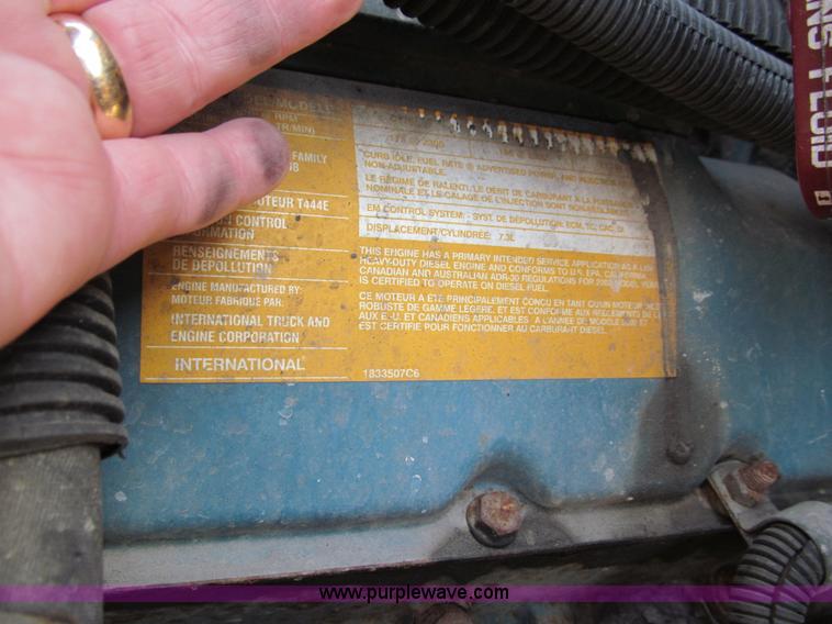 image for item K6251 2003 International 3800 school bus