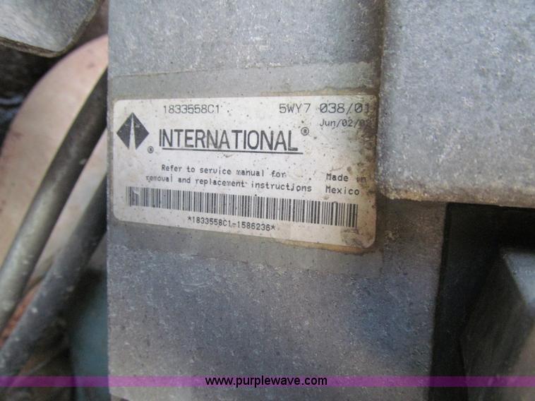 image for item K6251 2003 International 3800 school bus