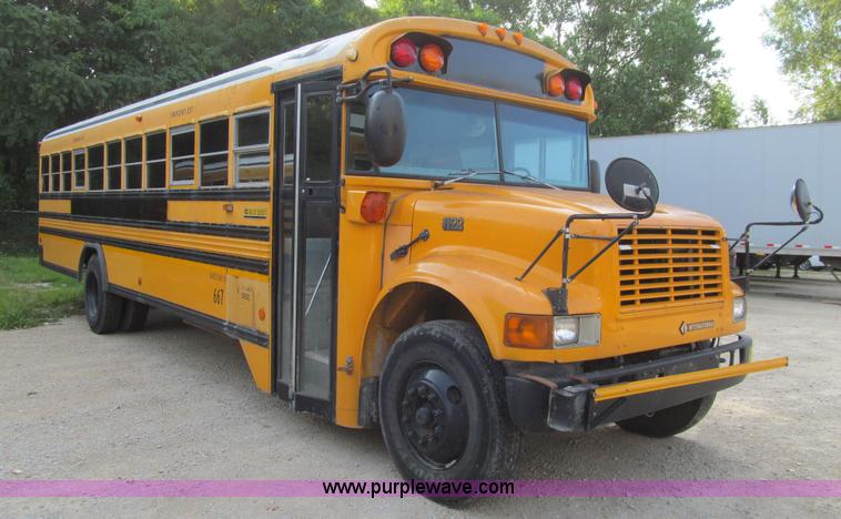 image for item K6253 2003 International 3800 school bus