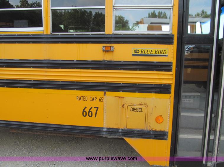 image for item K6253 2003 International 3800 school bus