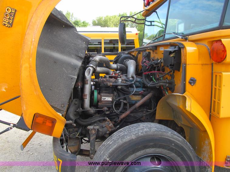 image for item K6253 2003 International 3800 school bus