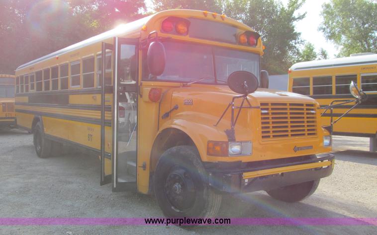 image for item K6254 2003 International 3800 school bus