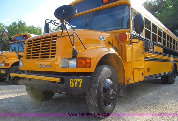 image for item K6254 2003 International 3800 school bus