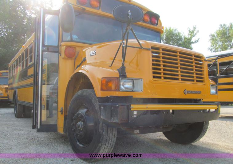image for item K6254 2003 International 3800 school bus