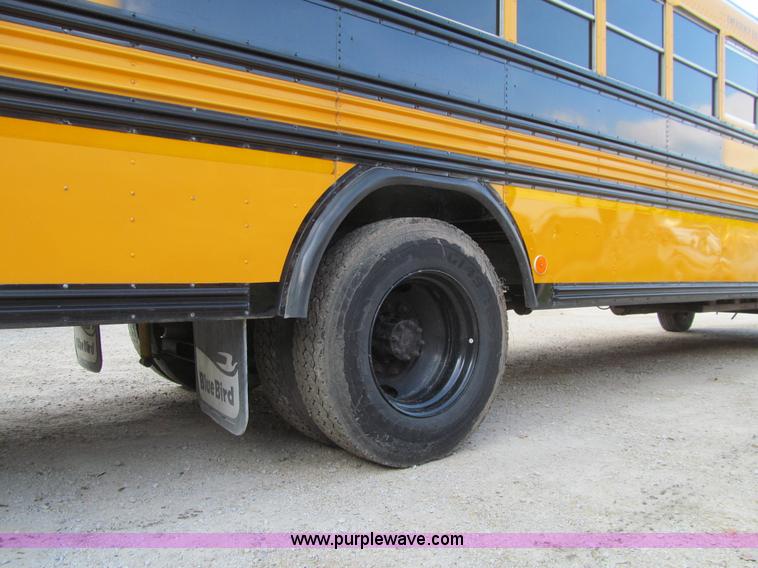 image for item K6254 2003 International 3800 school bus