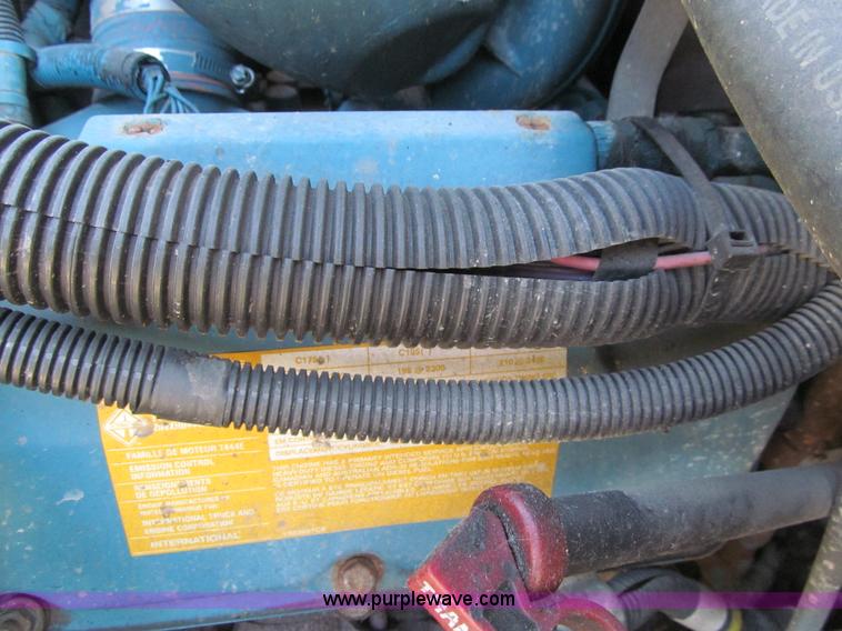 image for item K6254 2003 International 3800 school bus