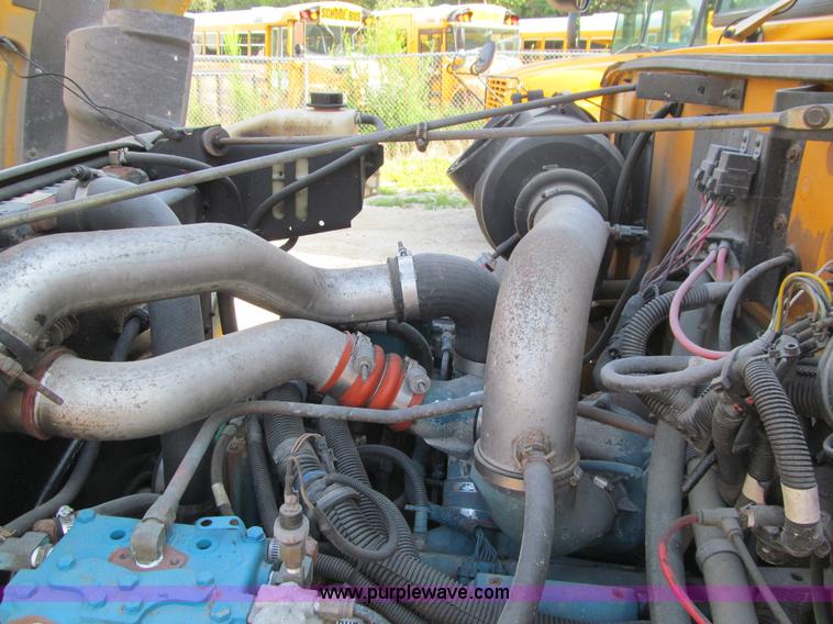 image for item K6254 2003 International 3800 school bus