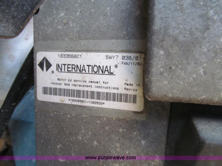 image for item K6254 2003 International 3800 school bus