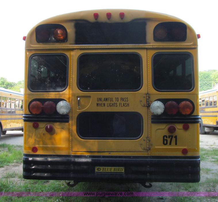 image for item K6255 2003 International 3800 school bus