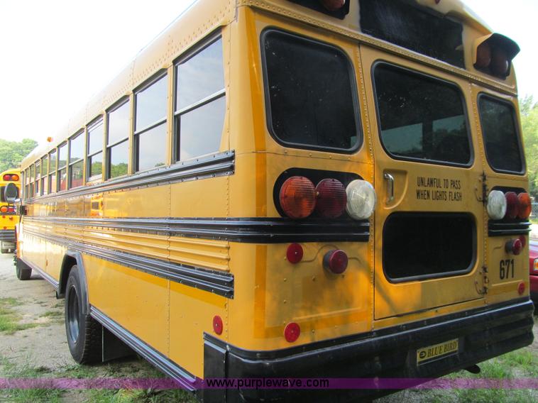 image for item K6255 2003 International 3800 school bus