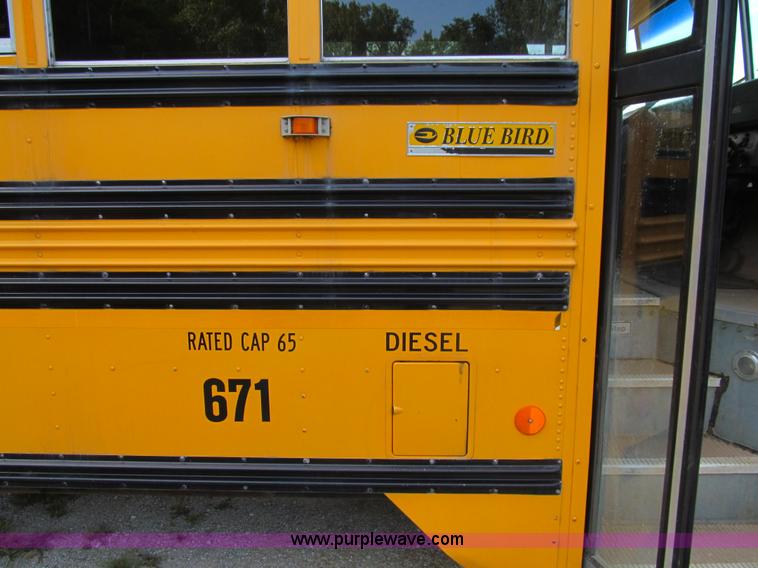 image for item K6255 2003 International 3800 school bus