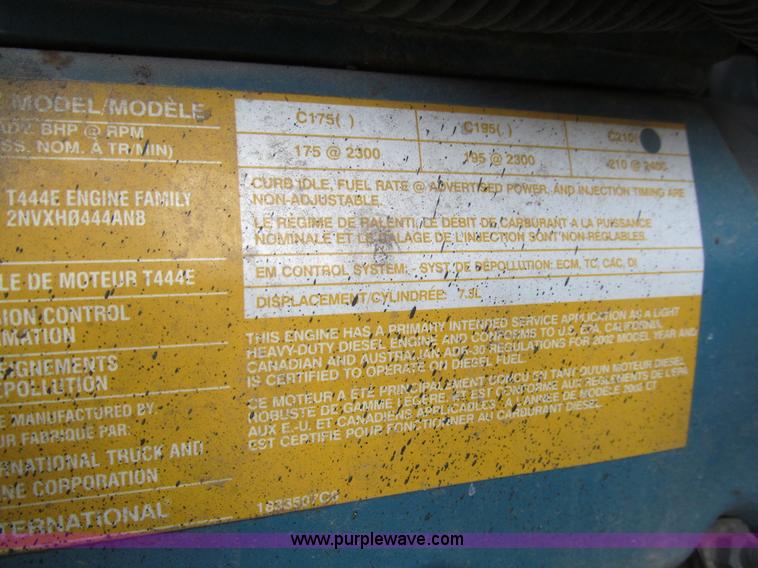 image for item K6255 2003 International 3800 school bus