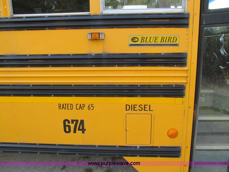 image for item K6256 2003 International 3800 school bus