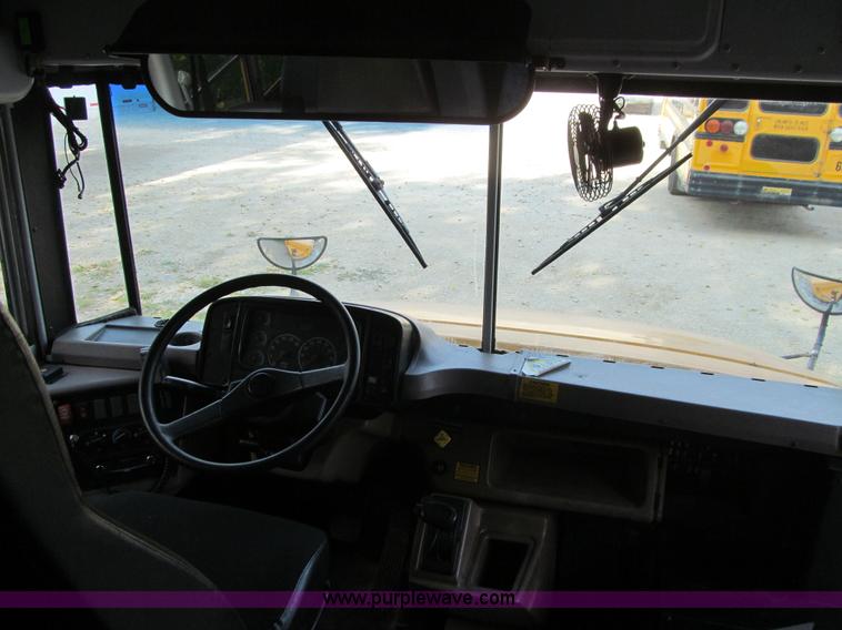 image for item K6257 2005 Freightliner FS65 school bus