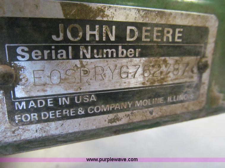 image for item K6297 John Deere 1500 self-propelled sprayer