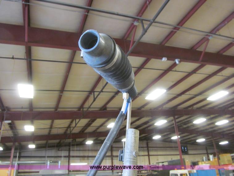 image for item K6297 John Deere 1500 self-propelled sprayer