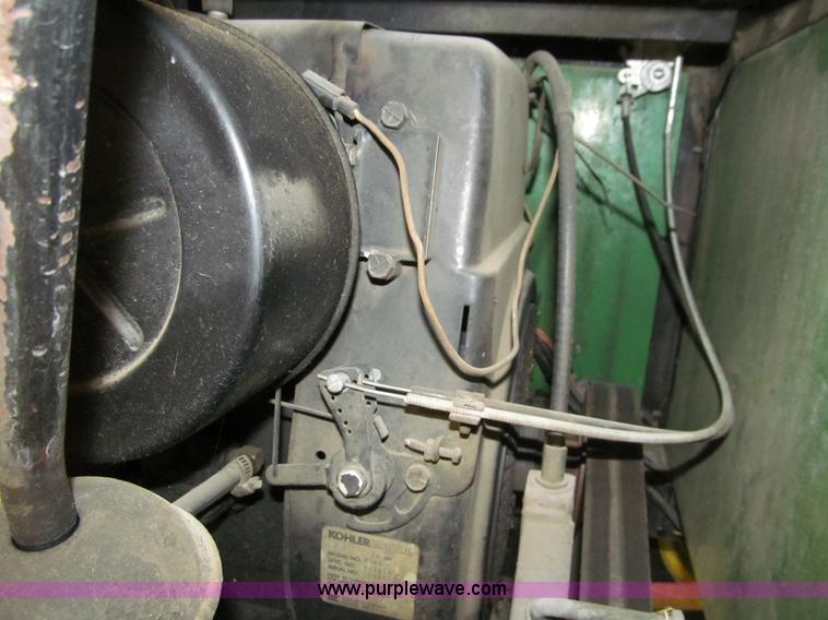 image for item K6297 John Deere 1500 self-propelled sprayer