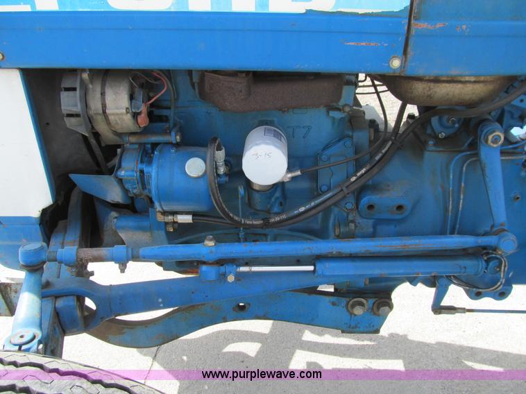image for item K6331 1983 Ford 3910 tractor