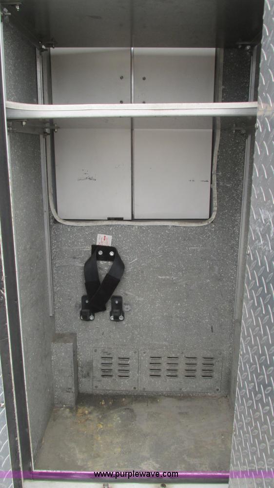 image for item L5253 2004 Ford F350 Super Duty ambulance