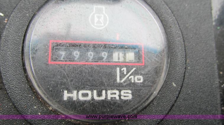 image for item L5253 2004 Ford F350 Super Duty ambulance