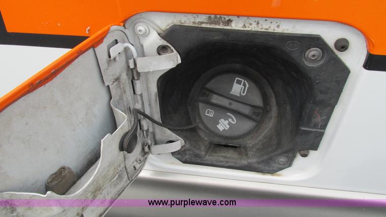 image for item L5254 2002 Chevrolet Astro van