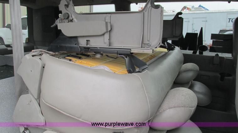 image for item L5254 2002 Chevrolet Astro van