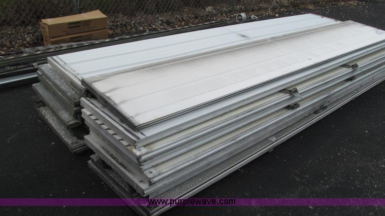 image for item L5255 (3) Delden garage doors