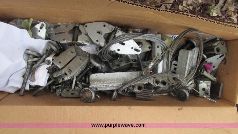 image for item L5255 (3) Delden garage doors