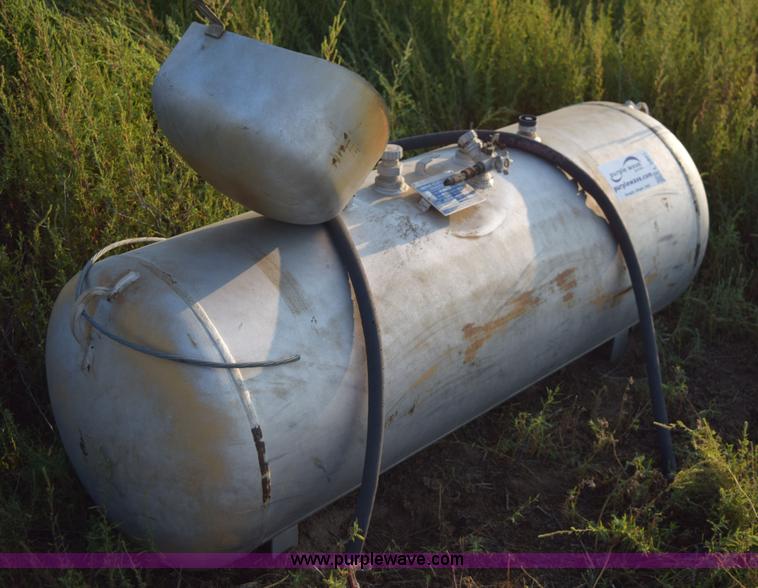 image for item L5801 1987 American Welding propane tank